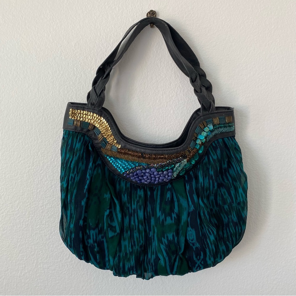 Elegant Black and Green Women's Bag